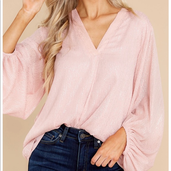 Tops - Pink sparkly balloon sleeve blouse